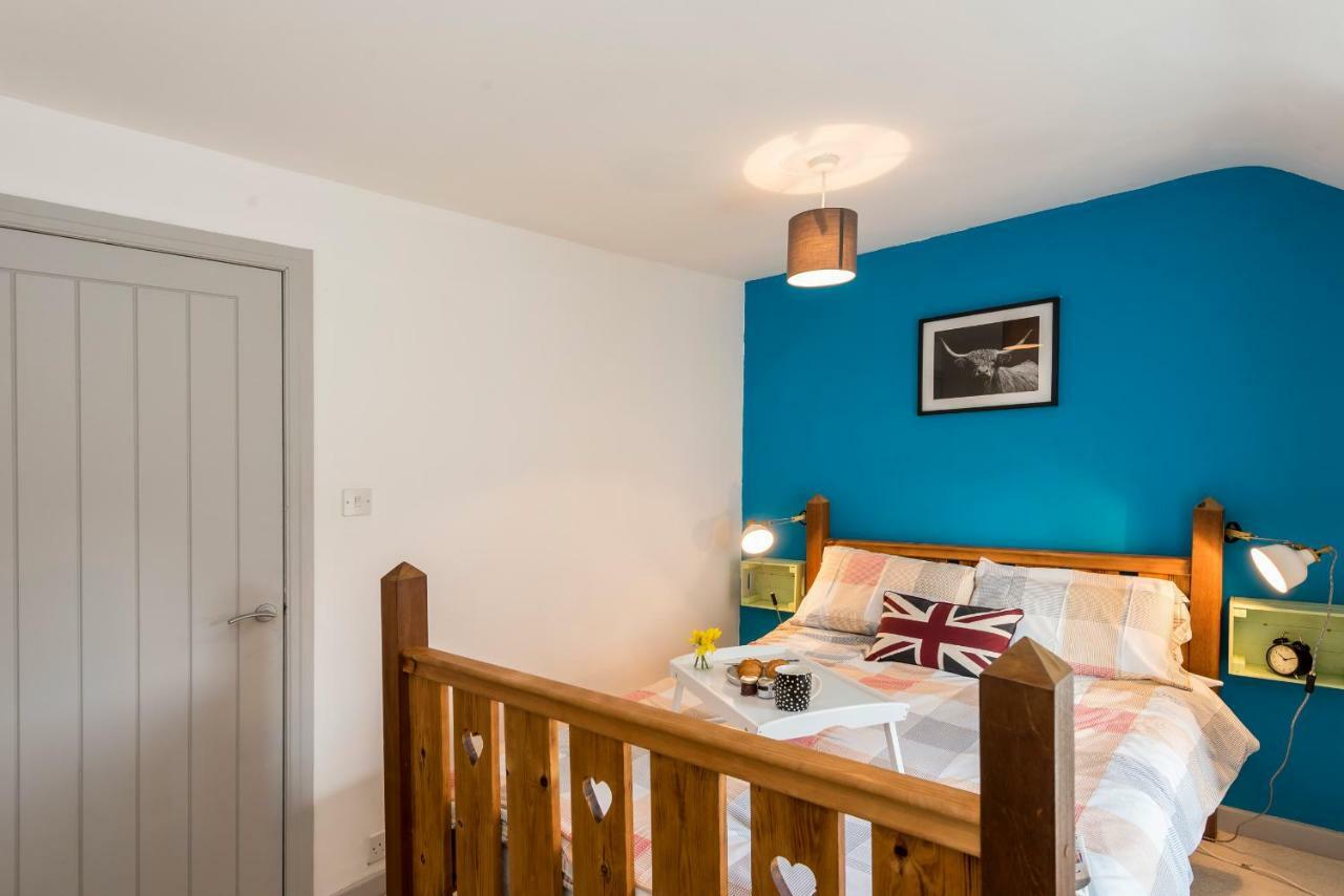 Вилла Y Gorsaf Llanfairpwllgwyngyll Экстерьер фото