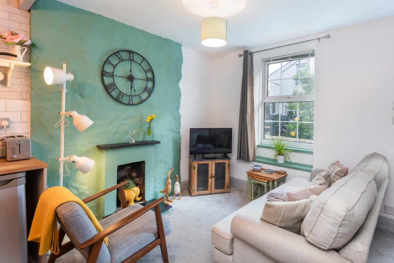 Вилла Y Gorsaf Llanfairpwllgwyngyll Экстерьер фото